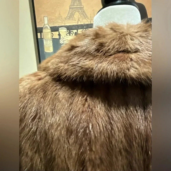 Elegant Brown Fur Coat - Picture 8 of 16